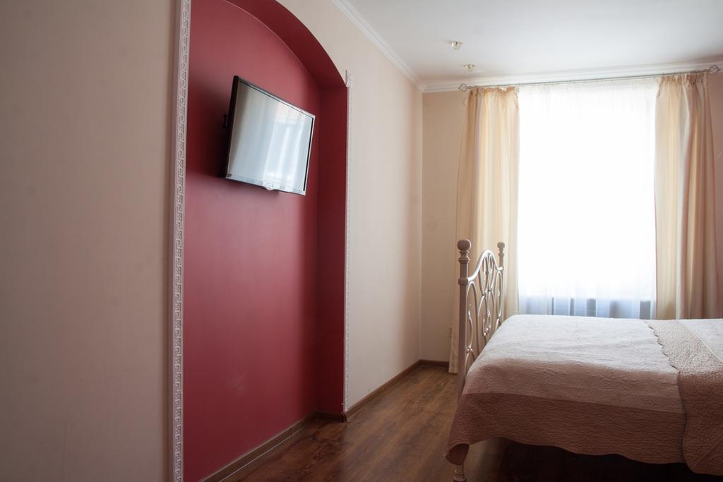Apartment Roksolana 2 ลวีฟ ภายนอก รูปภาพ